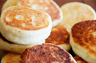 Syrniki (palets au fromage frais) - www.russievirtuelle.com